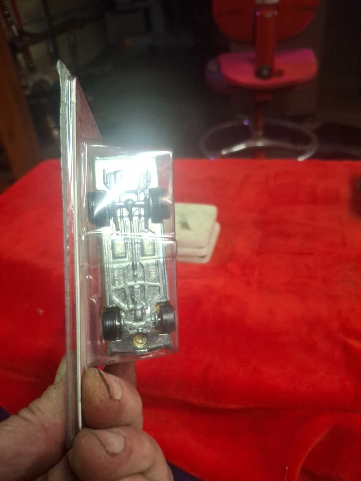 Pontiac GTO 1967 Holiday Rods Hot Wheels 2005 coche diecast 1/5 raro dorado 1/64 nuevo Foto 4 de 4