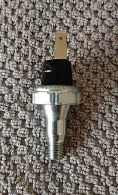 MasterPro Ignition 1 Terminal Oil Pressure Light Switch 2-8130