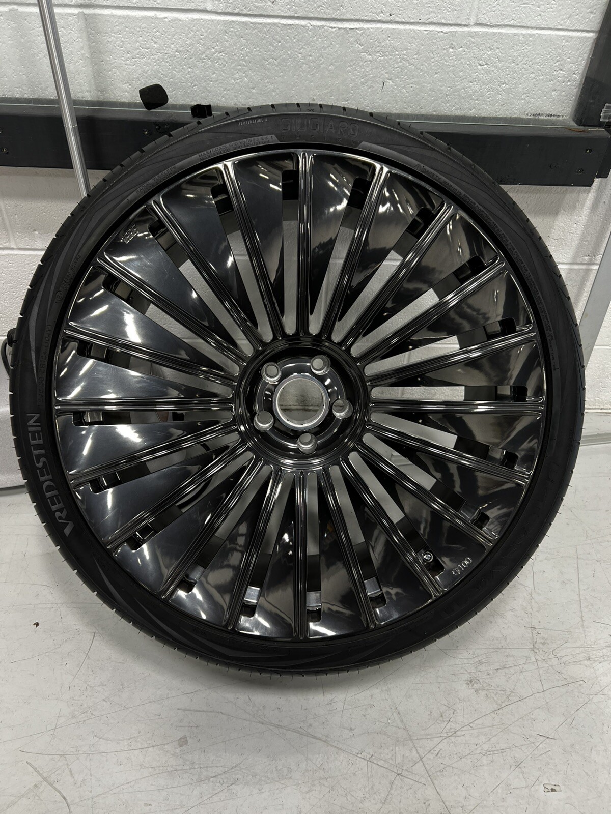 1886 Forged G100 Series Wheels And Tires Rolls Royce