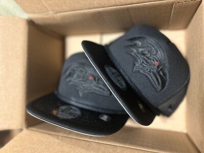 Baltimore Ravens New Era Black & Black Red Eye Golfer Trucker