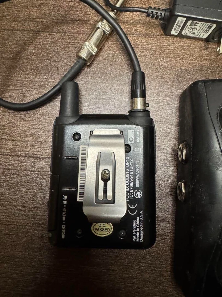 LINE 6 Relay G50 wireless guitar system guitar bass w/ Adapter Test Completed - Image 2 of 3