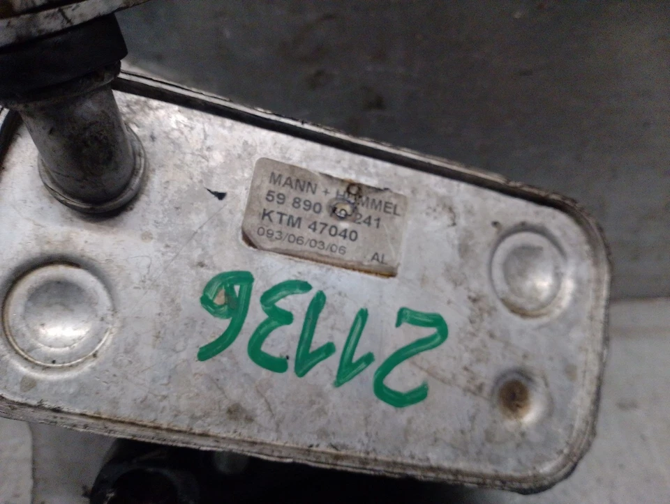 5989070241 ENFRIADOR ACEITE MOTOR / 5650951 / 5234174 PARA OPEL VECTRA C GTS Z0 - Imagen 2 de 4