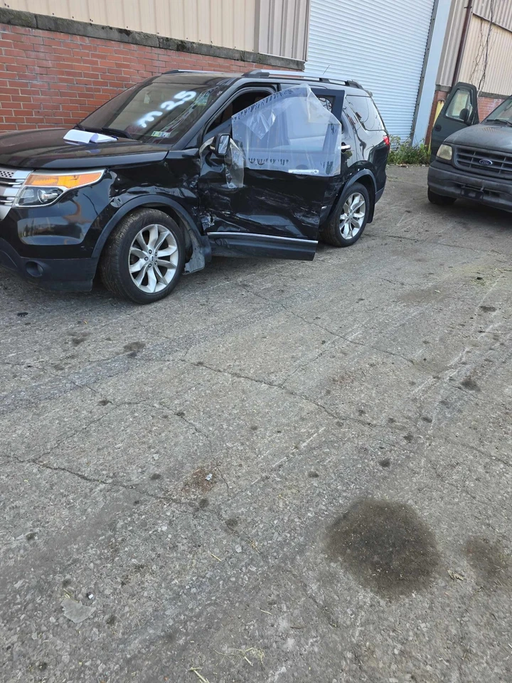 2013-2019 FORD EXPLORER XLT Fuel Filler Neck 3.5L AWD OEM - Image 3 of 4