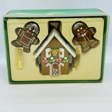 VTG Dakin Wood-Pets Wooden Gingerbread House Girl and Boy Ornaments Taiwan w/Box