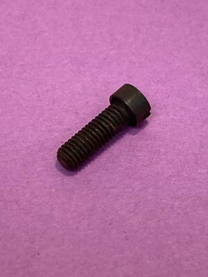 *NOS* 22747-UNION SPECIAL-SCREW FOR SEWING MACHINES*
