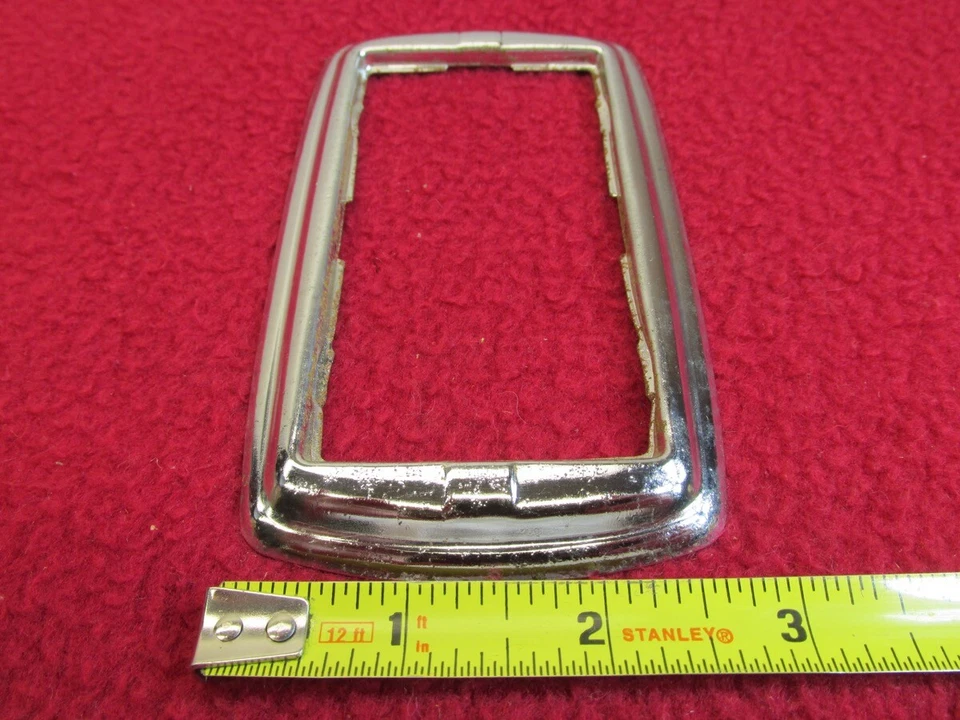 NOS 39 40 41 42 46 47 48 PONTIAC DOME LIGHT CHROME BEZEL TORPEDO STREAMLINER - Image 4 of 4