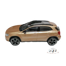 Spark 1:43 Mercedes Benz GLA SUV Gold Alloy Four Door Sedan Model 