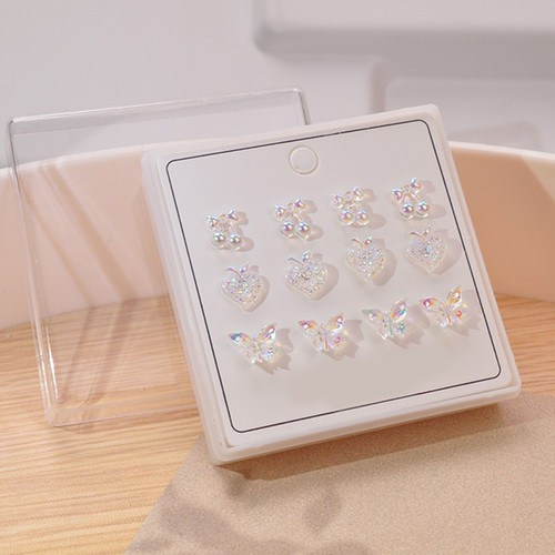 Lekkie i eleganckie kolczyki motyl idealne akcesoria dla miłośników mody - Zdjęcie 1 z 8