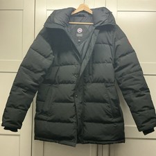 Canada Goose Carson down insulated parka jacket, model 2079M size Large in black