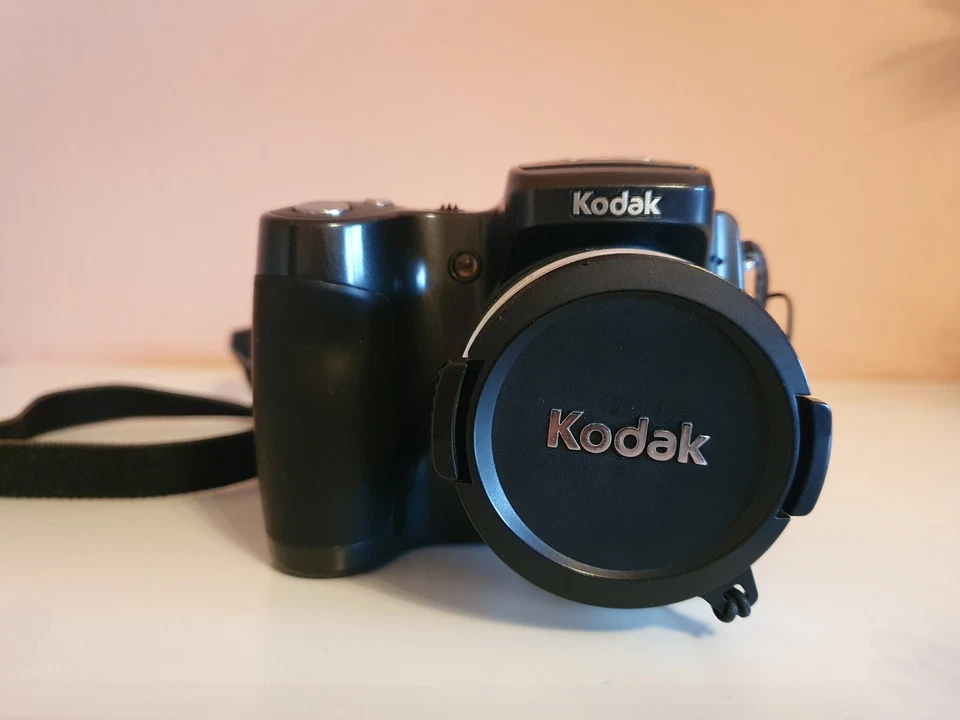 Kodak EasyShareZD710 Digitalkamera 7,1 Megapixel 10-fach Zoom/Einwandfrei  - Bild 2 von 4