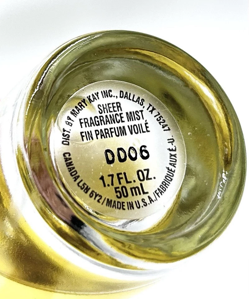 Mary Kay Private Spa Collection Embrace Happiness Sheer Mist & Body Wash Set Foto 3 de 4