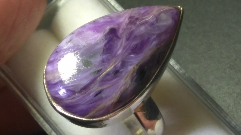 ANILLO CHAROITE RUSIA NATURAL RARO EN PLATA DE LEY.925 TALLA 8.0-8.25! Foto 4 de 4