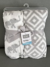 Hudson Baby Infant Silky Plush Blanket Gray Elephants Geometric Set Of 2 New