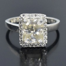 2.30 Ct Certified Radiant Cut Diamond Solitaire Ring, great lustre- Tariffs FREE