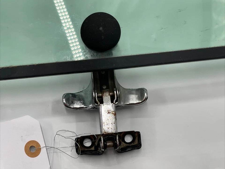 1975-1995 Chevy GMC G10 G20 G30 Van Pop Out Side Windows Pair Set OEM - Image 4 of 4