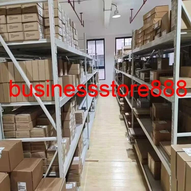 New Factory Sealed AB 1761-L16BBB SER E MicroLogix1000 16 Point Controller - Image 4 of 4