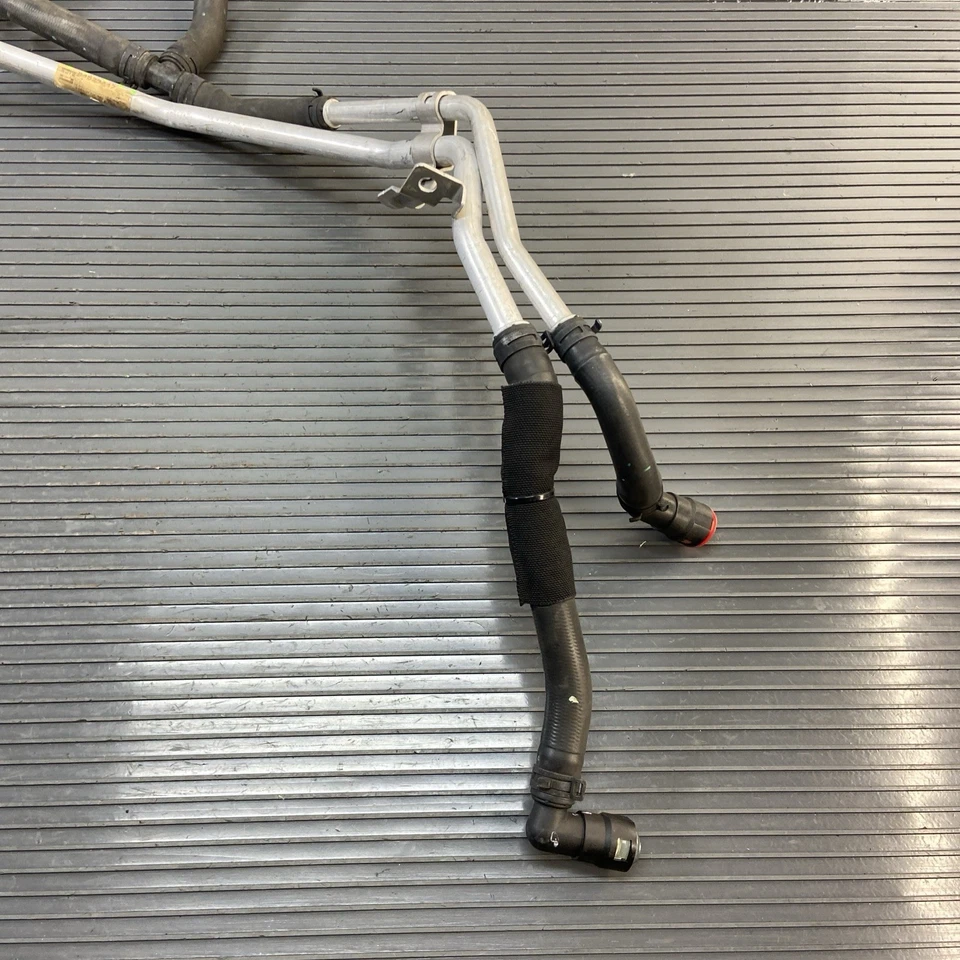 2020-2025 Chevy Corvette C8 6.2L Coolant Pipe Hose Line OEM 84829442 - Image 3 of 4