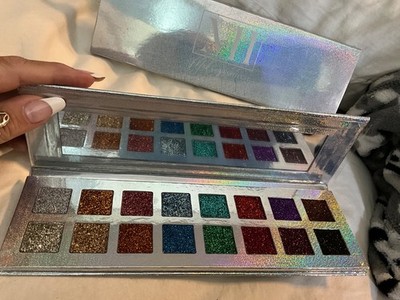 MAKEUP INSTITUTE Pressed GLITTER Eyeshadow Palette  NEW IN BOX