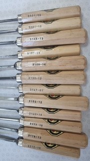 Two Cherries / Kirschen 12 Chisel Carving set