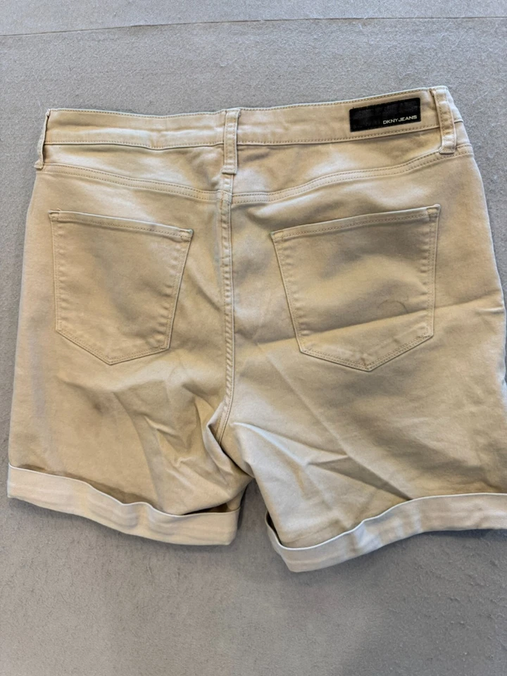 Pantalones Cortos DKNY Para Mujer 12 Caqui Puños Todos los Días 7 Pulgadas Chinos Foto 3 de 4