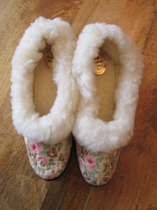 full fur collar slippers