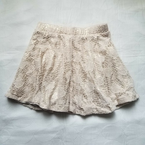 Sanrio HELLO KITTY Girls Knitted Beige Skirt Size 6-6X Small - Picture 5 of 8