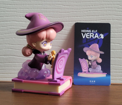 TOP TOY - Hiding Elf Vera - Teleport Mini Figure