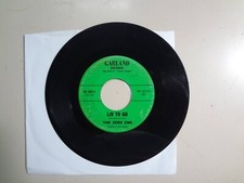 ZERO END: Lid To Go 2:03-Hey Joe 4:29-U.S. 7