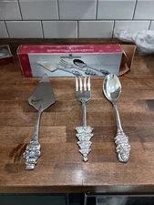 International Silver Company Silverplate Christmas Holiday 3 Piece Serving Set