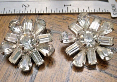 VINTAGE ESTATE, Signed Garne Lovely Rhinestone Clip Earrings (Z)