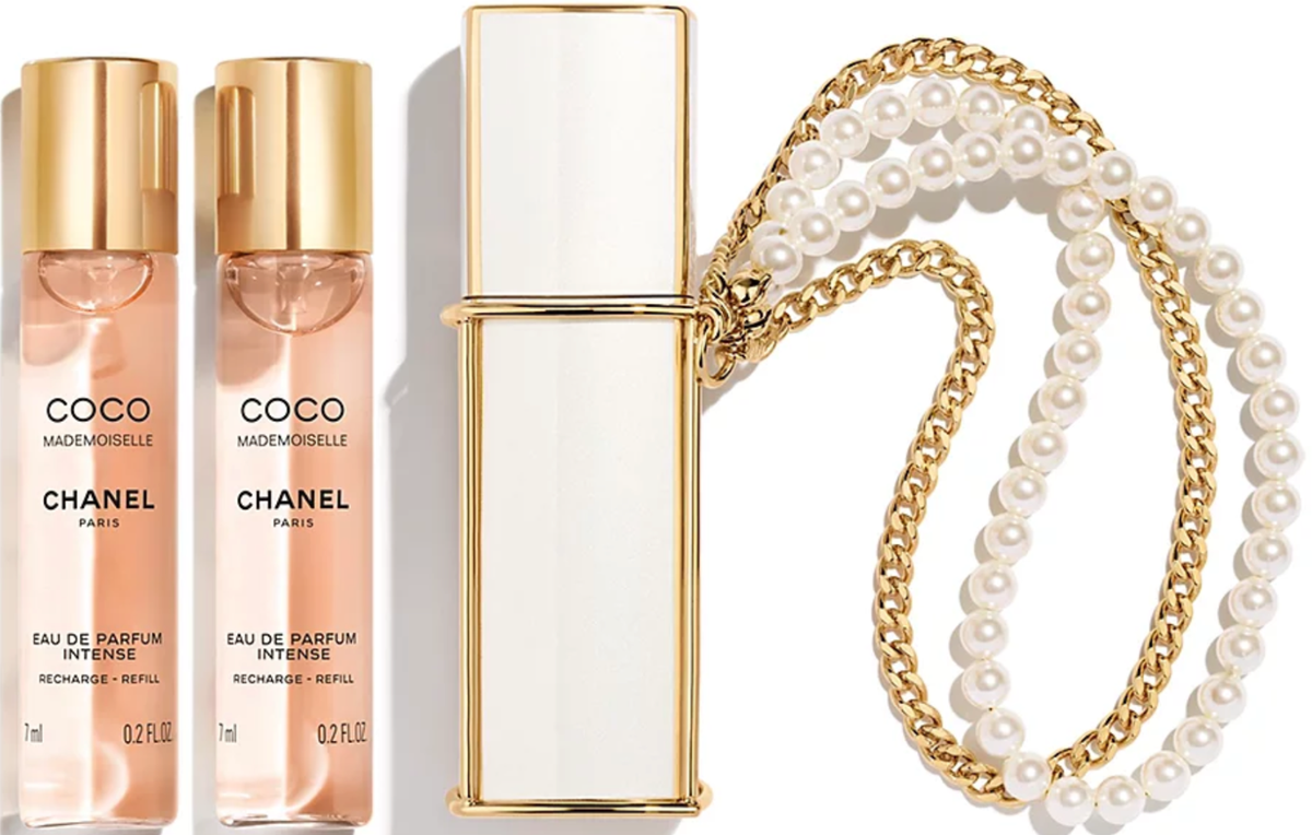Sold Out Limited Edition Chanel Purse Perfume Charm Unopened / In