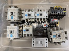 Lot Mitsubishi contactors S-N35, 38, 65, Hitachi H10B-R + Overload Relays