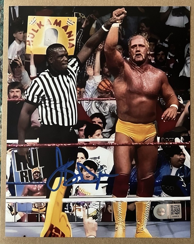 James Buster Douglas Auto IP eBay Live 8X10 Photo WWE w/Hulk Hogan SWAU Witness