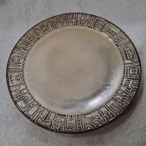 Frankoma Pottery Mayan Aztec Desert Gold Dinner Plates 10 in 7FL