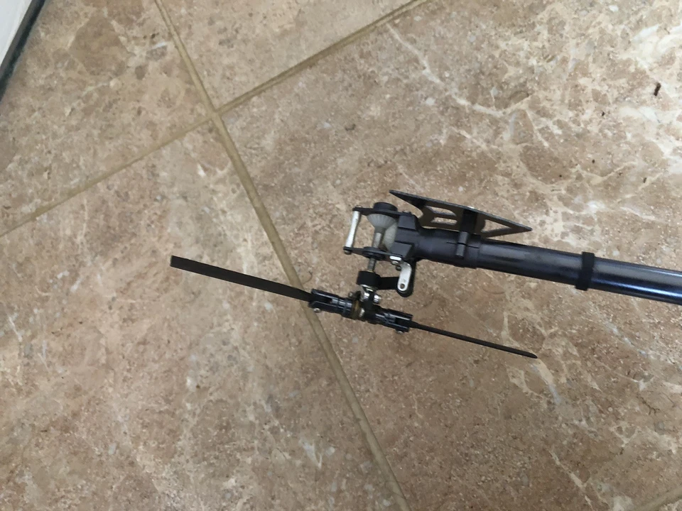 Un Hélicoptère RC Modèle De Base Pour Trex 450 Pro Sans Partie Électronique Neuf - Photo 4/4