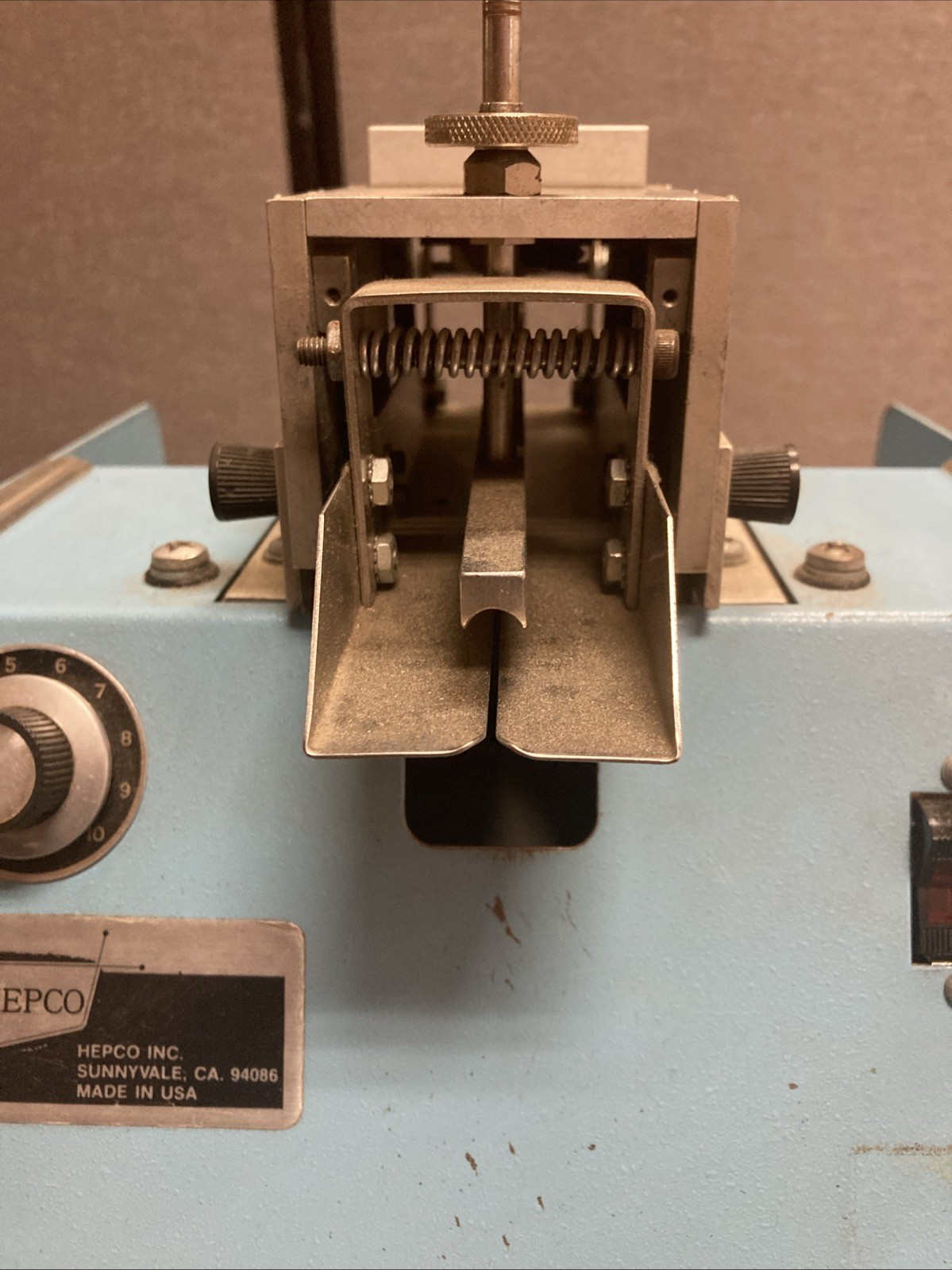 HEPCO 1500-1 Radial Lead Trimming Machine Powers On | U.S.A. SELLER