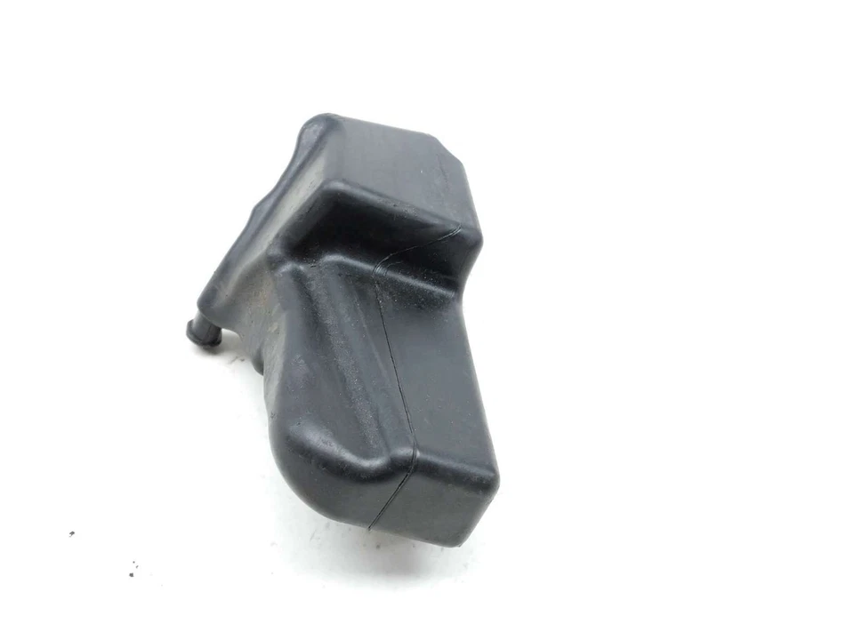 Respirador de cámara de aire Yamaha WR250R 08-20 3D7-13581-00-00 Foto 3 de 4