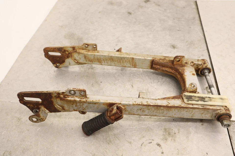 1995 KAWASAKI KE100 OEM SWINGARM SWING ARM SUSPENSION - Image 4 of 4