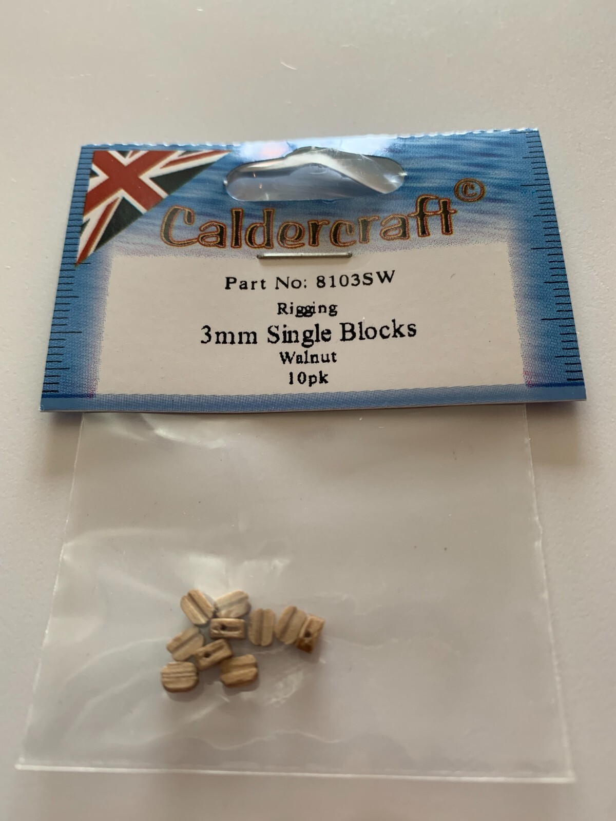3mm Single Walnut Rigging Blocks Pack of 10 Caldercraft Model Boat ...