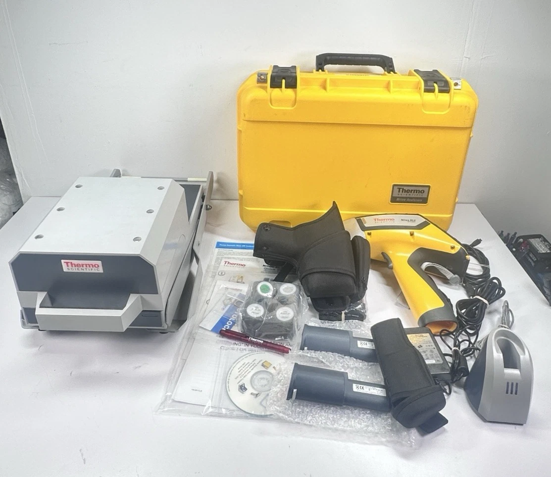 Thermo Scientific Niton XL2 600 XRF Analyzer for SOIL ONLY W