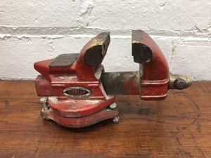 vintage dunlap 5244 bench vise heavy workshop mechanic