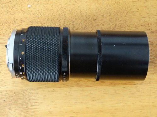 Olympus OM-SYSTEM Auto-T 200mm Lens F4 - OM Mount - Picture 2 of 4