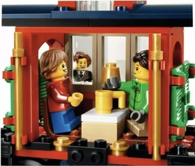 LEGO 10254 EXPERT Creator Winter Holiday Train RETIRED NEW SEALED Christmas