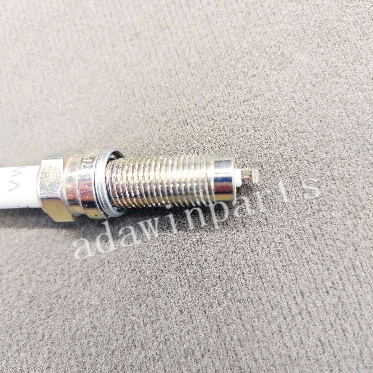 12 Pcs Bentley Spark Plugs W12 6.0T 07P905601B For W12 NEW