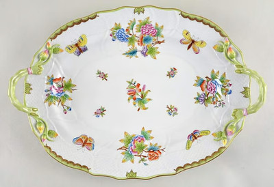 18'' Oval Handled Platter Queen Victoria (Green Border) by Herend