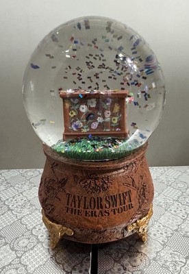 洋楽 Taylor Swift The Eras Tour  Globe Taylor Swift The Eras Tour Acoustic Piano Snow Globe Snowglobe