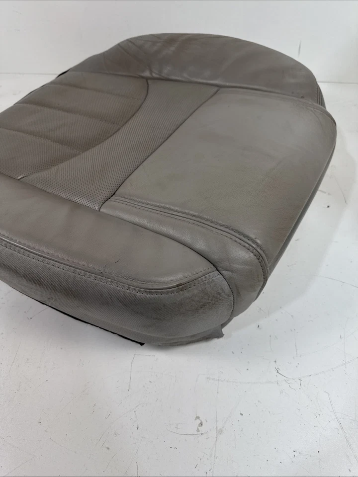 2013-2017 BUICK ENCLAVE 发球杆底部皮革座椅套灰色原始设备制造商加热 — 第 2/4 张图片