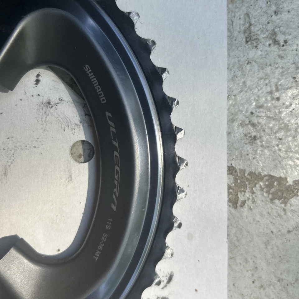 Shimano Ultegra R8000 groupset - parțial 11 S Chainrings & Derailleur - Image 3 of 4