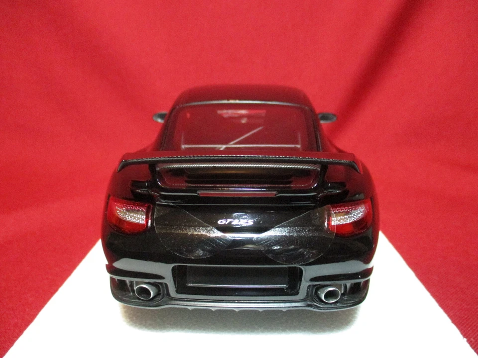 1:18 Scale Porsche 911 GT2 RS 997 II Black+Silver Limited Edition 504 Pc Diecast - Image 4 of 4