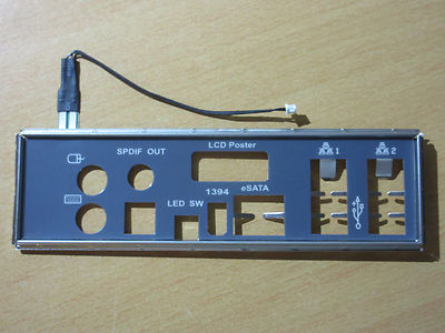 ATX BLENDE IO SHIELD ASUS Striker Extreme Commando 04G680000710-